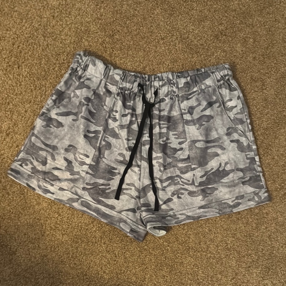 NEW Gray Camouflage Shorts